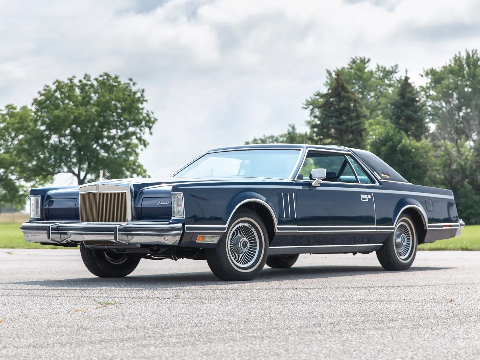 Vコレクター 1979 Lincoln Continental Mark V Collector's Series | Auburn Fall