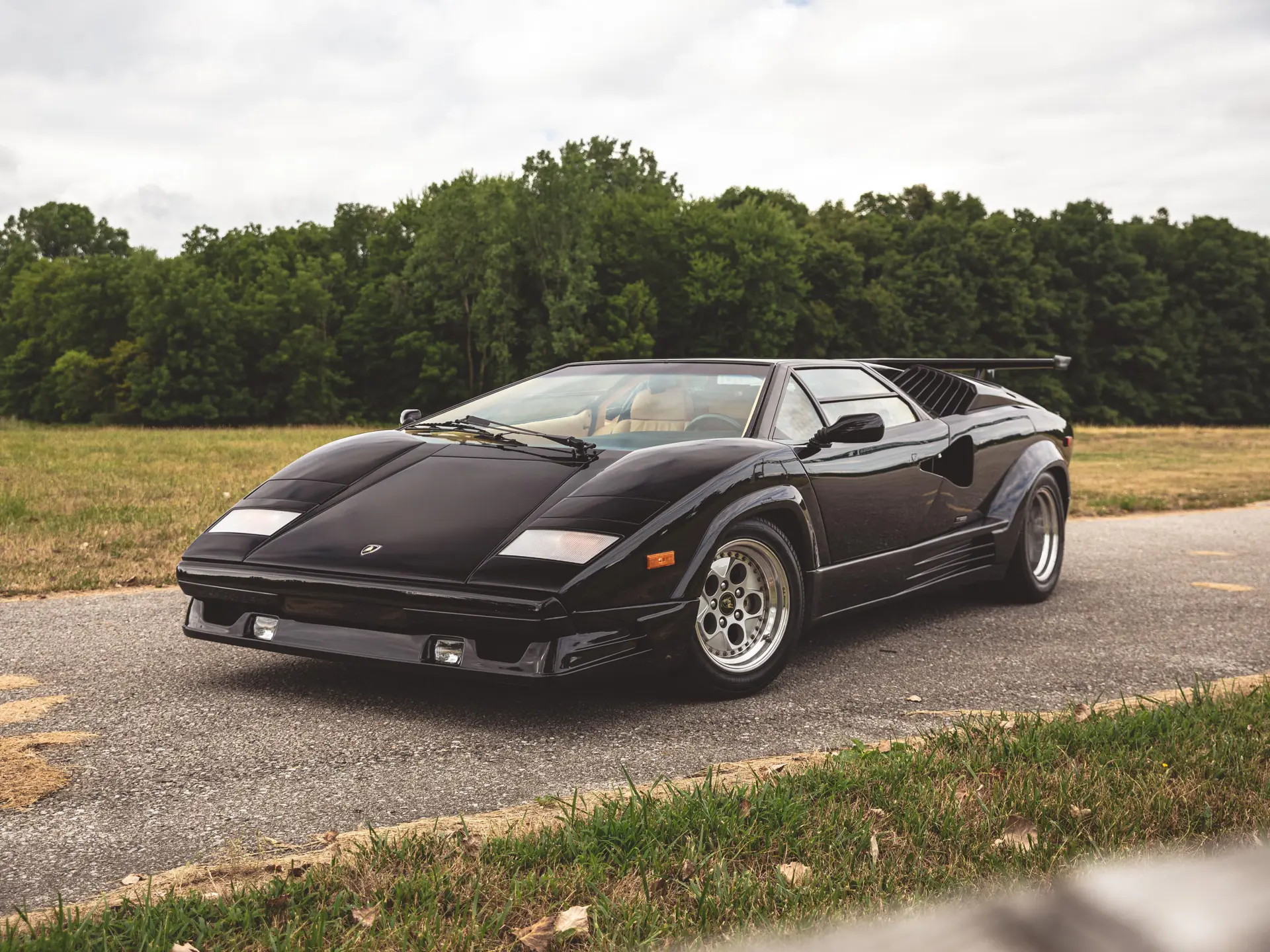 論壇時評 1989年1月‐1992年3月 1989_lamborghini_countach-25th
