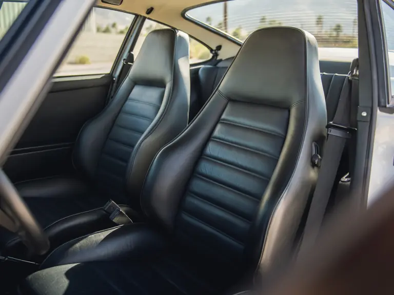 1975 Porsche 911 390 Turbo

Photo: James Lipman