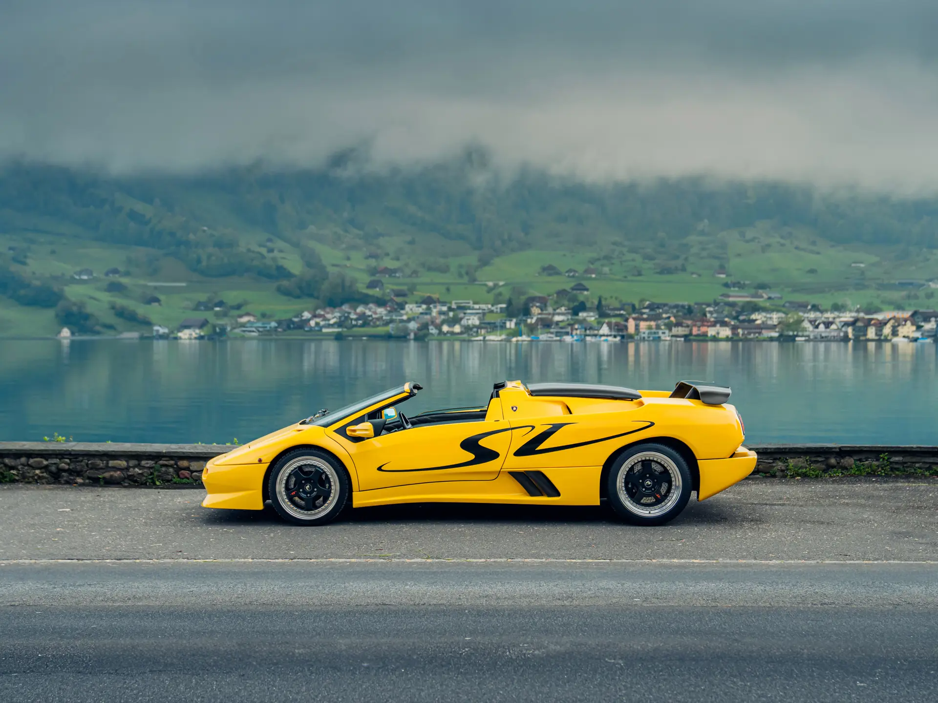飯倉片町S/R掲示現物Lamborghini Diablo SV パネル1999 飯倉片町S/R掲示現物Lamborghini Diablo SV パネル1999 - メルカリ