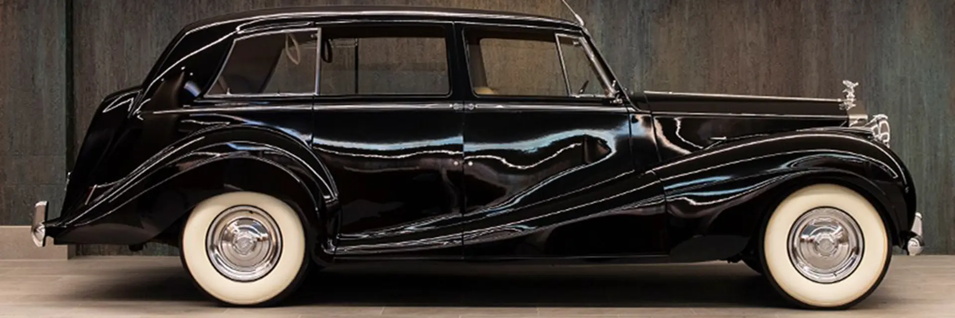 1952 RollsRoyce Silver Wraith Limousine by H.J. Mulliner and 2008 RollsRoyce Phantom Coupé