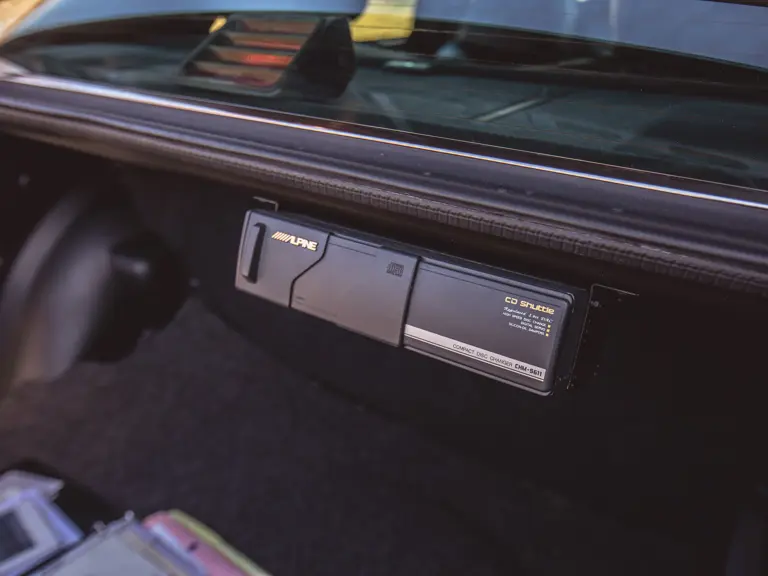 1993 Mercedes Benz 190 E Sportline | Photo: Teddy Pieper | @vconceptsllc