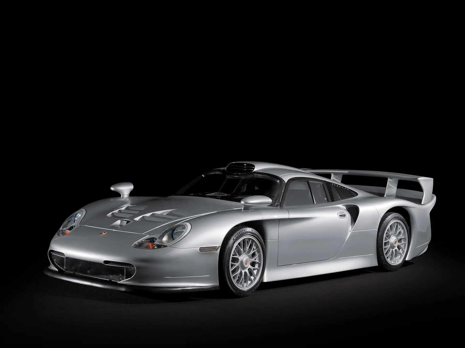 1998 Porsche 911 GT1 'Strassenversion' (Street Version