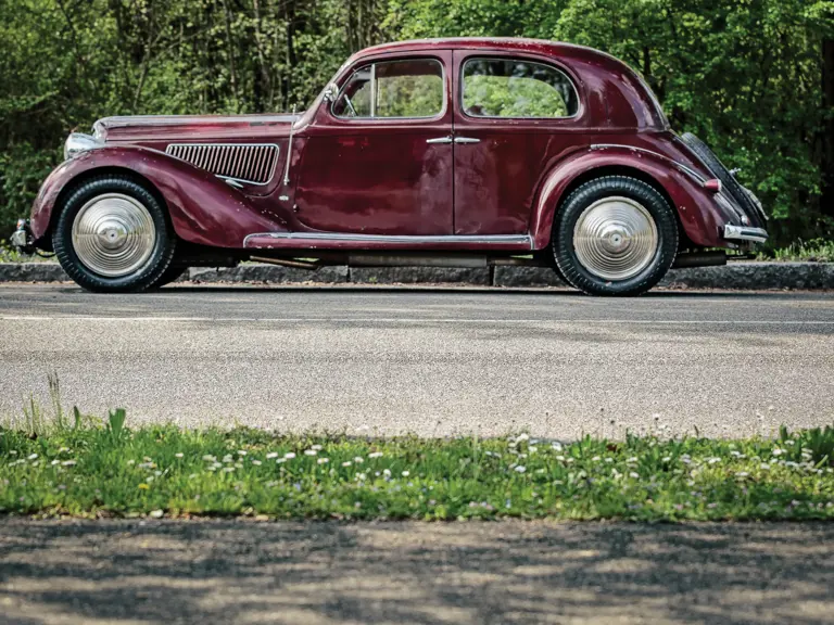Captured at Via Emilia Ovest on 09 April 2019. At 1/60, f 4, iso100 with a {lens type} at 70mm on a Canon EOS-1D Mark IV.  Photo: Cymon Taylor

