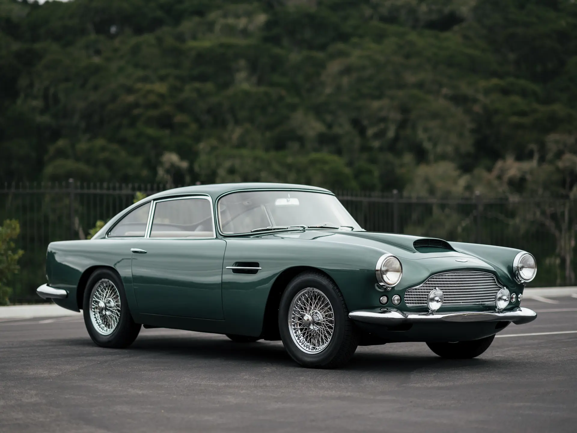 DB4558L