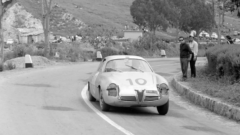 Wearing the race number ‘10’, the Giulietta was campaigned by Ignazio Giunti and Paolo Datti at the 1963 Targa Florio.