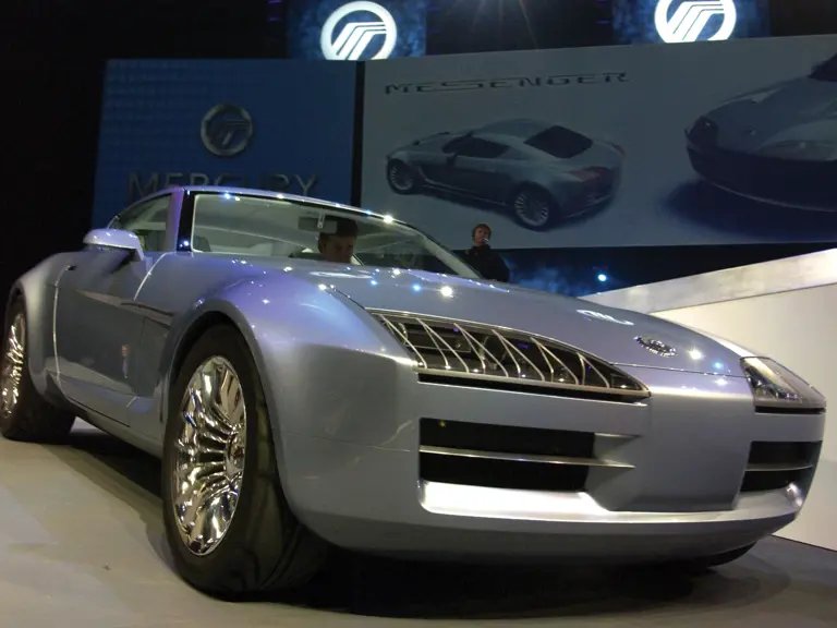 Ford Motor Company revealed the new Mercury Messenger Concept at the North American International Auto Show in Detroit's Cobo Center, January 6, 2003.                       