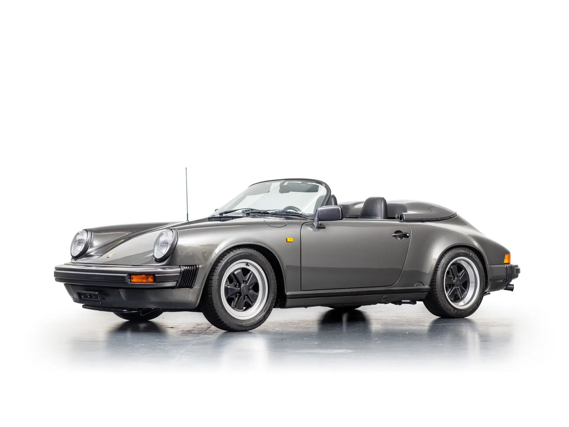 スパーク　Porsche 911 Speedster 1/43 グレー Porsche 911 Speedster Type 991 2020 WPOZZZ99ZKS171239 Oak
