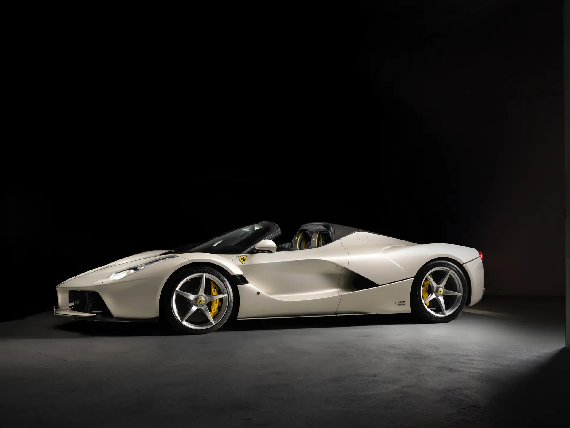2017 Ferrari LaFerrari Aperta | The Tailored for Speed Collection