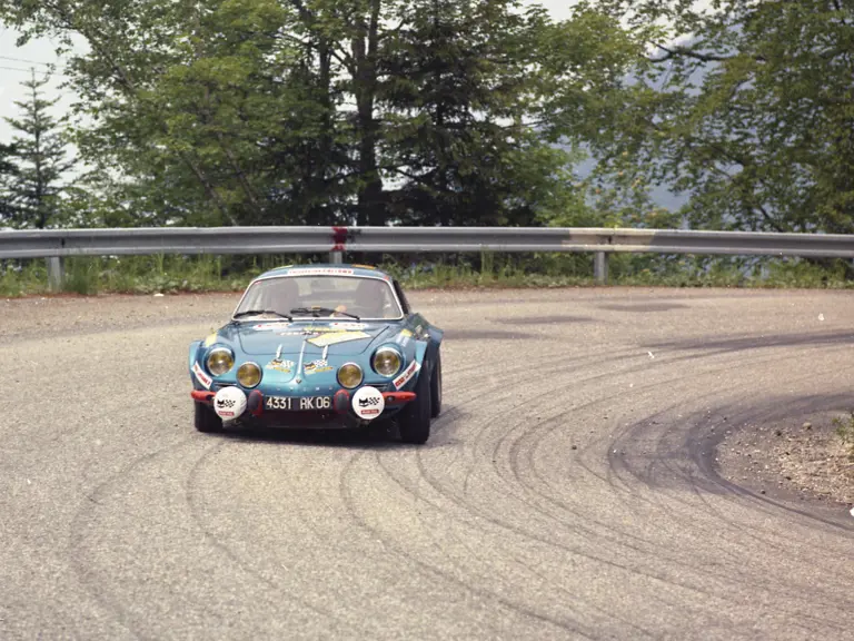 Now sporting traditional blue paintwork, the Alpine is captured here during the final Coupe des Alpes rallye in 1971.