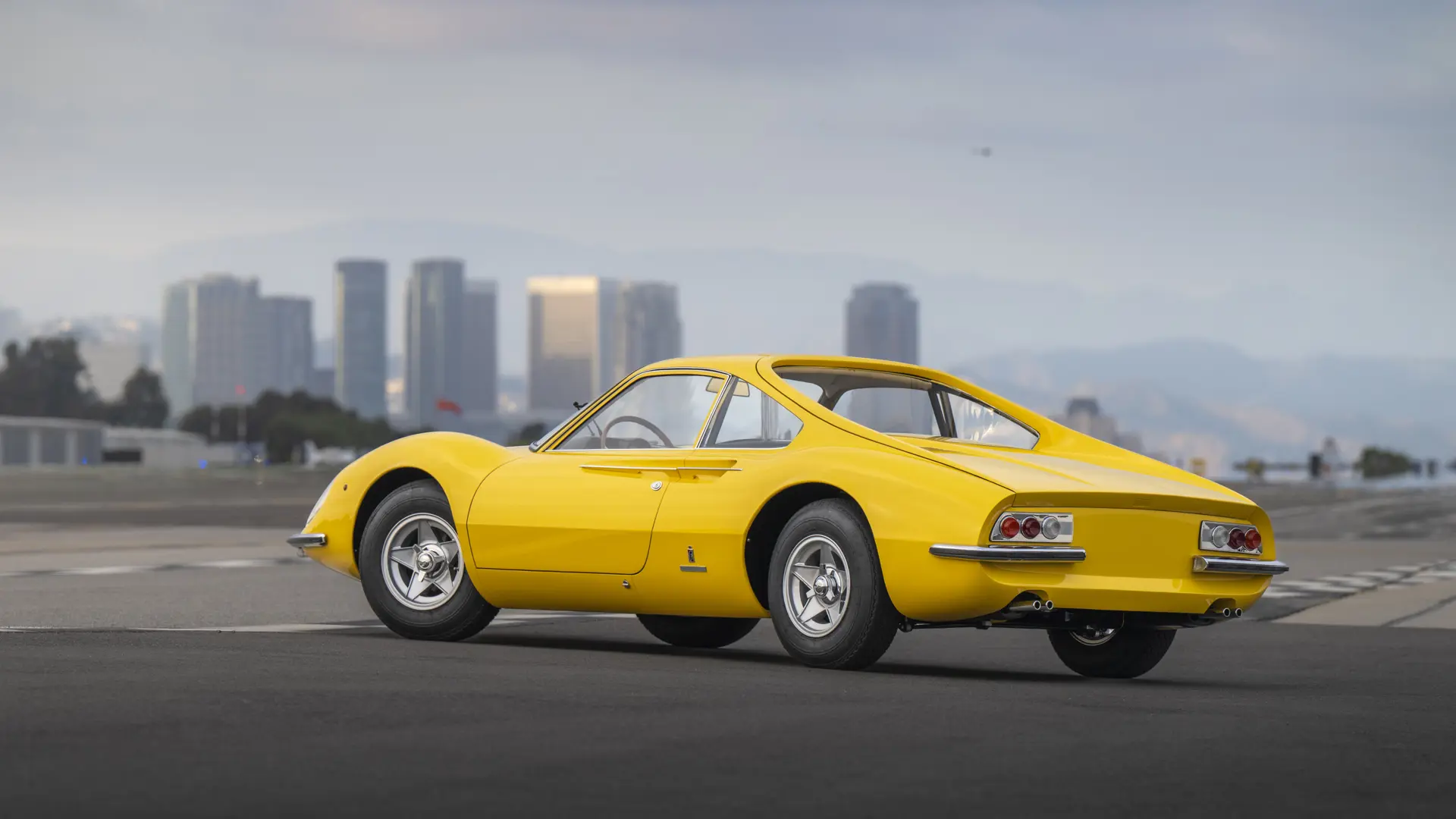 https://cdn.rmsothebys.com/b/8/f/f/7/4/b8ff74db2c024d9346a78f92e6681c1aecd15bfb.webp