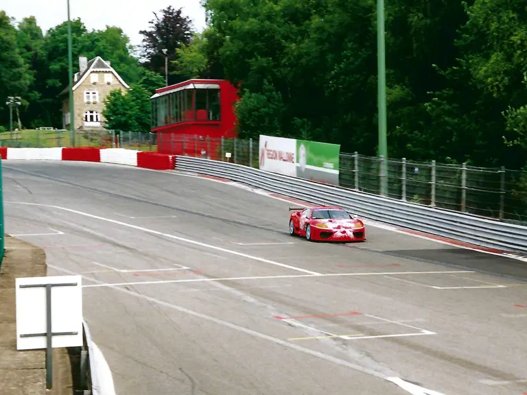 360 N-GT 011 as seen testing at Spa Francorchamps in 2003. 