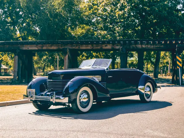 フランクリンミント　1937 Cord 812 Phaeton Roadster 1937 Cord 812 Phaeton |