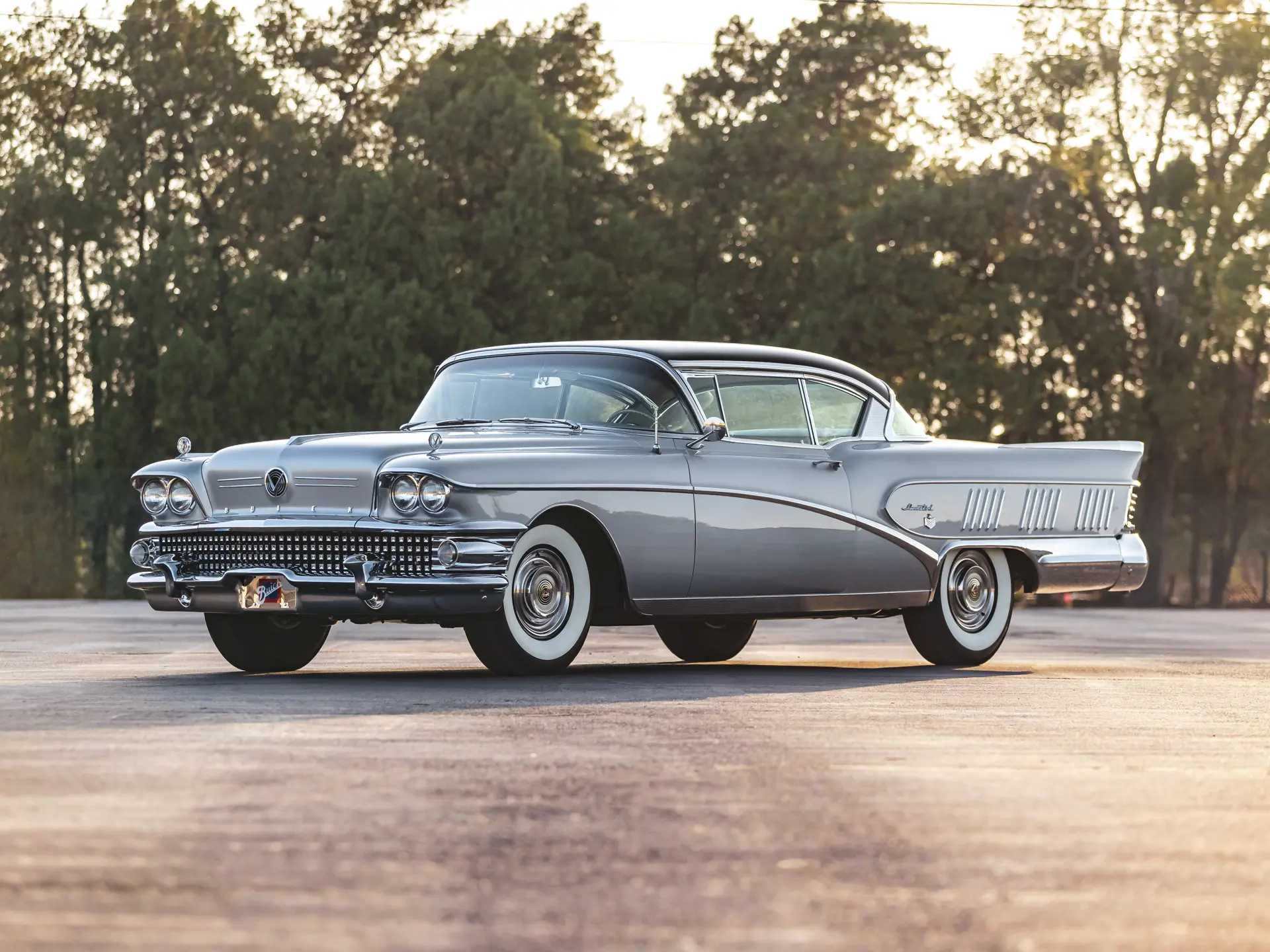 Buick Limited (Series 700)