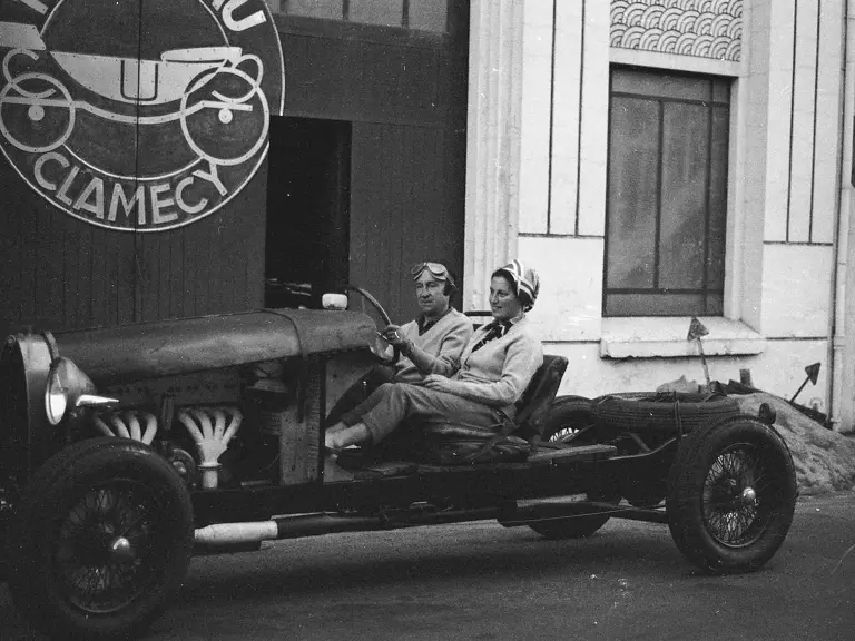 Former owner Philippe Vernholes delivers the Bugatti to Jean-Paul Monceau’s workshop as a rolling chassis.