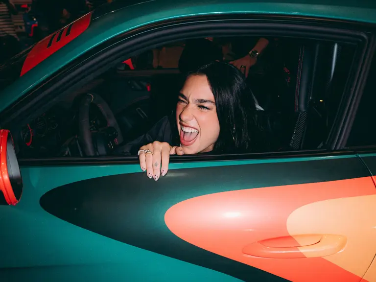 Dua Lipa für Porsche in Monaco / Monte-Carlo

25.05.2025

Abdruck+jede Verwendung ohne Zustimmung von Porsche und, oder Philipp Reinhard ist untersagt.