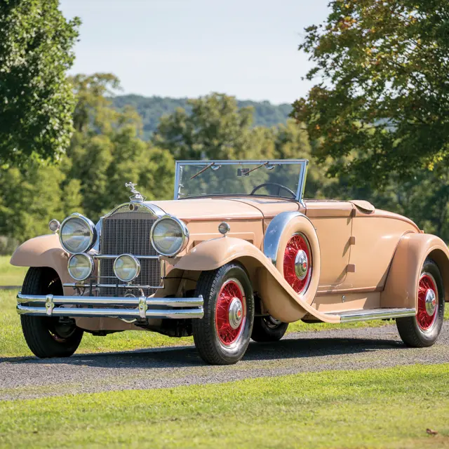 Linda！ 1931 Packard 845 Deluxe Eight Convertible Coupe by LeBaron
