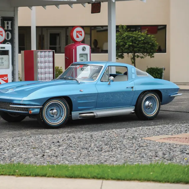 希少！激レア！当時物！ 　'64 CORVETTE Sting Ray Amazon.com: Hot Wheels '64 Corvette Sting Ray : Toys & Games