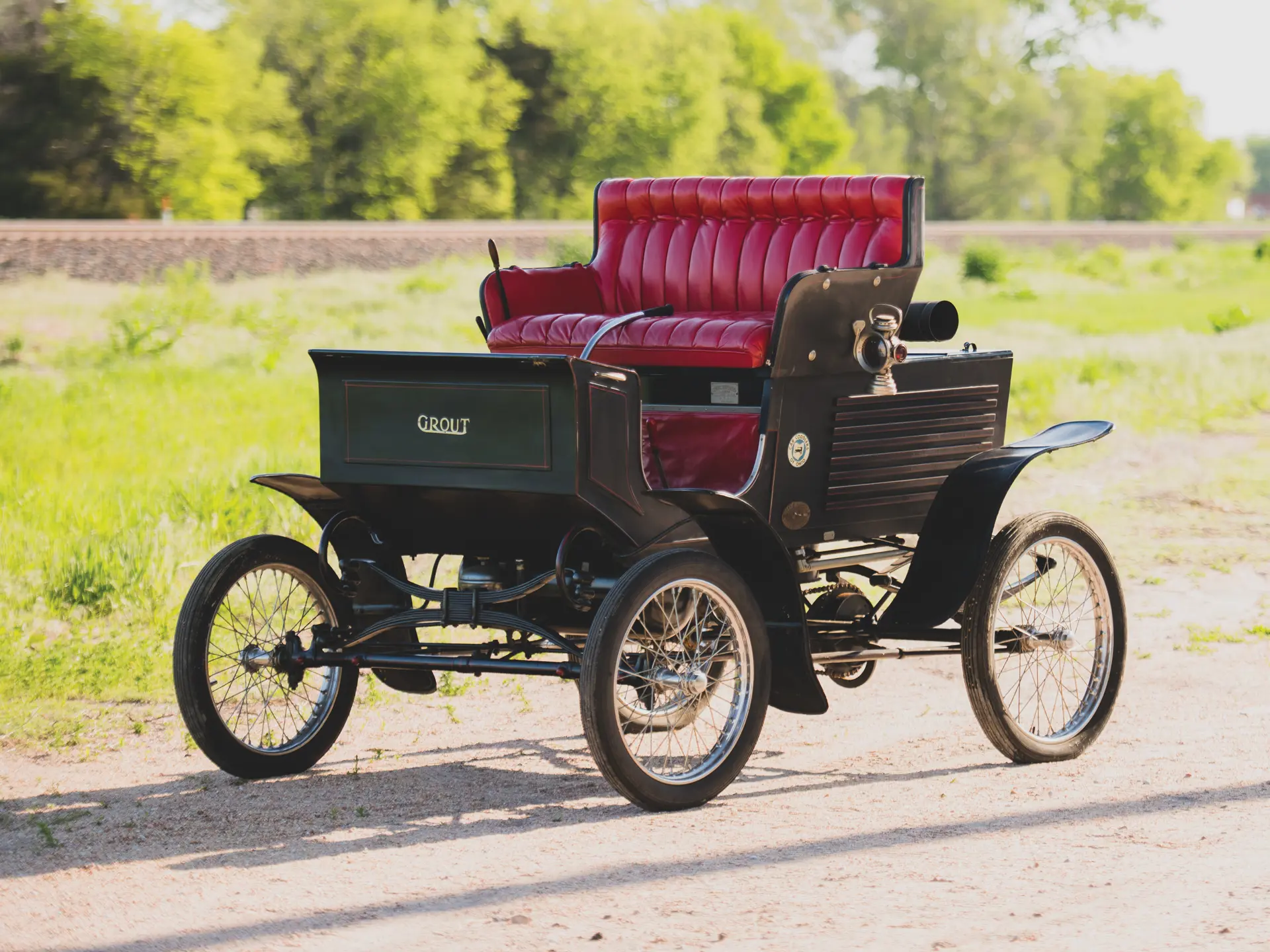 1902 Grout Model H Steam Runabout | Hershey 2019 | RM Sotheby's