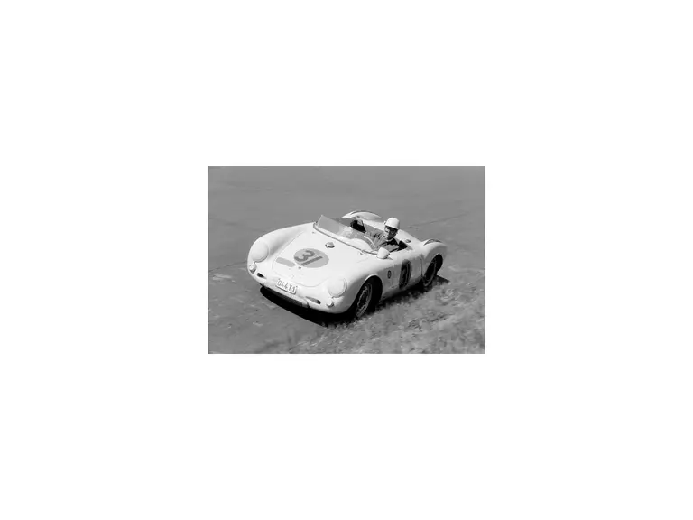 550-0082 at the 1000 KM Nürburgring where it finished 3rd in class.