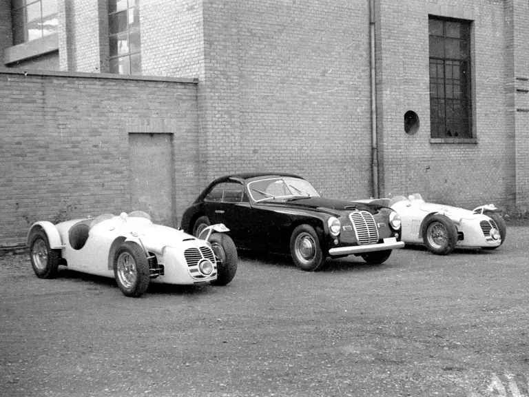 Chassis 2012 at the Maserati factory in Modena, November 1950.