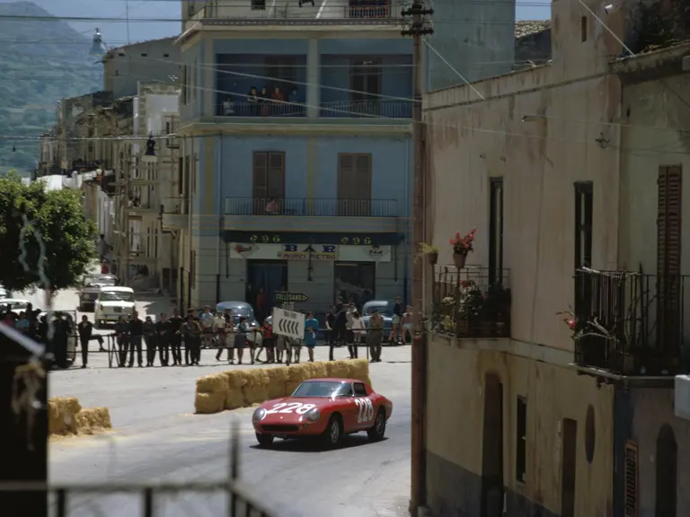 Chassis 07809 at the at the 1966 Targa Florio.