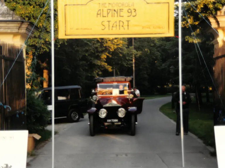 The Motorola Alpine 93 rally paid homage to the Silver Ghost’s close connection to the alpine trail. Starting and finishing in Vienna, Austria, the event lasted for eight days. The Motorola Alpine 93 rally paid homage to the Silver Ghost’s close connection to the alpine trail. Starting and finishing in Vienna, Austria, the event lasted for eight days.