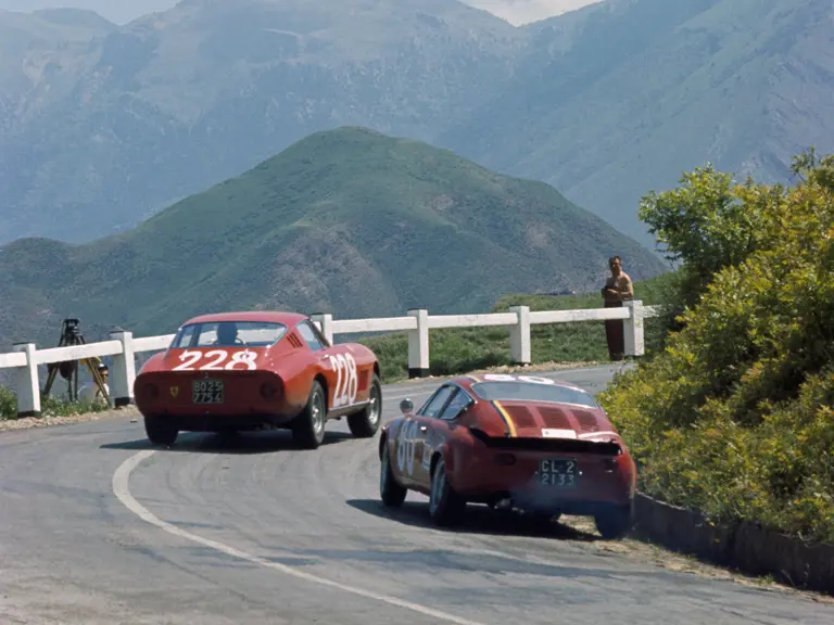 Chassis 07809 at the at the 1966 Targa Florio.