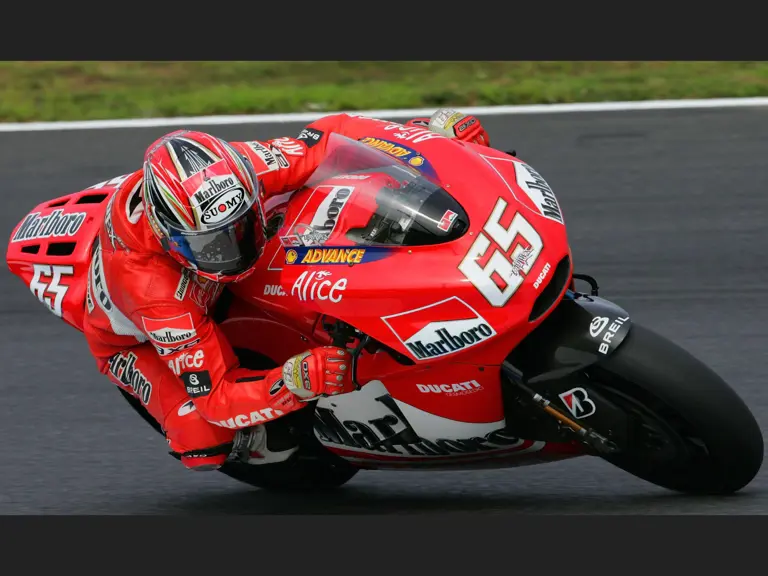 Loris Capirossi at speed during qualifying practice at the 2006 Grand Prix of Japan.