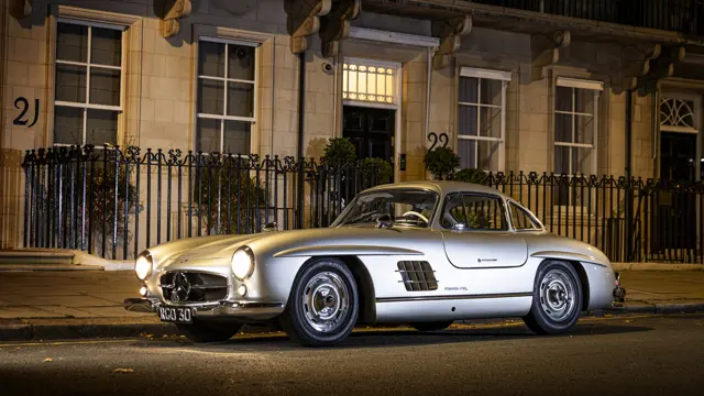 Mercedes Benz 300 SL Gullwing 1954 セット 1954 Mercedes-Benz 300 SL Gullwing | London 2024 | RM Sotheby's