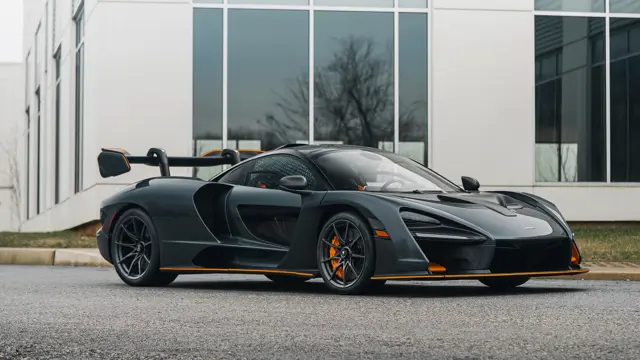 マクラーレン特注 1/43 McLaren Senna MSO McLaren Senna Carbon Theme By MSO Explained - YouTube