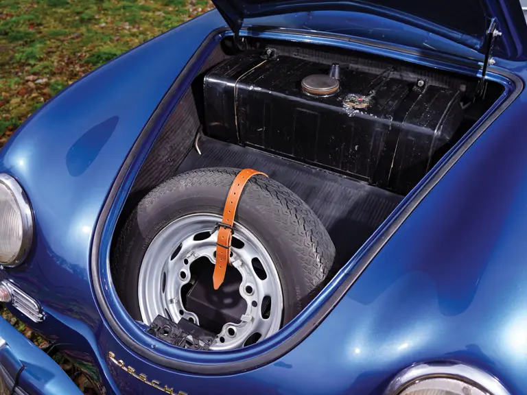 19.02.2020

Roger Bray Restoration
Porsche 356
