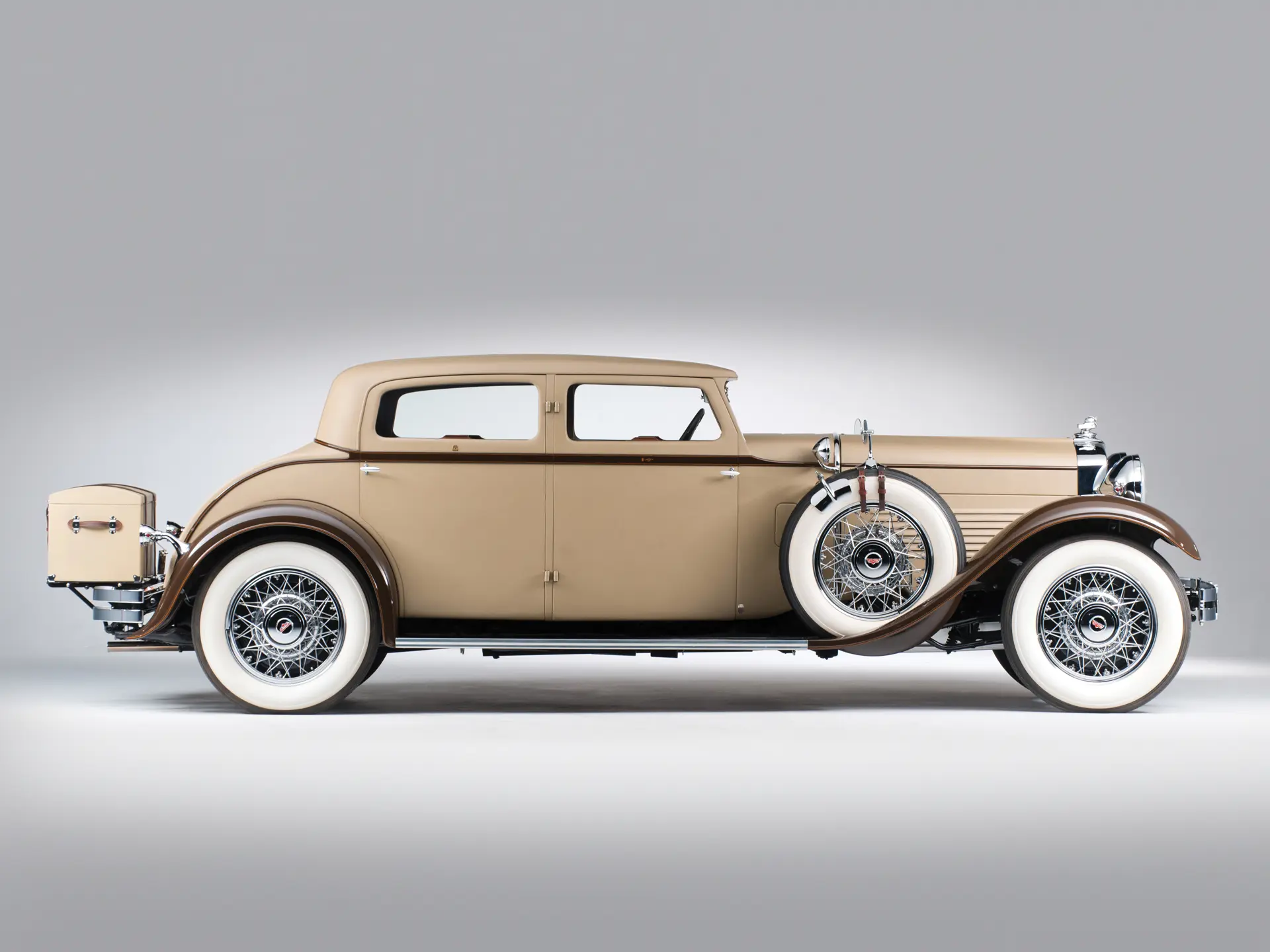 https://cdn.rmsothebys.com/c/5/8/b/1/c/c58b1cdd240055358b8c0ebd7464b943b222c409.webp