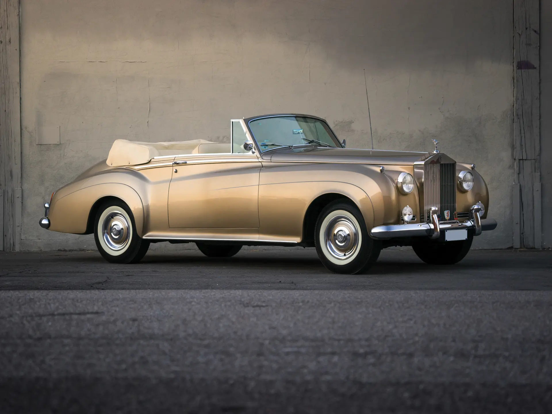 1962 Rolls-Royce Silver Cloud II Drophead Coupe Adaptation by H.J.