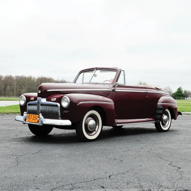 ウィーンマルガレーテ　sec 1942 Ford Super Deluxe Convertible | Auburn Spring 2019 | RM