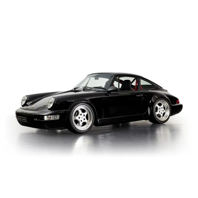 PORSCHE 911 Carrera RS & RSR 限定版 Rare Porsche 911 Carrera RSR Auction Info | Hypebeast