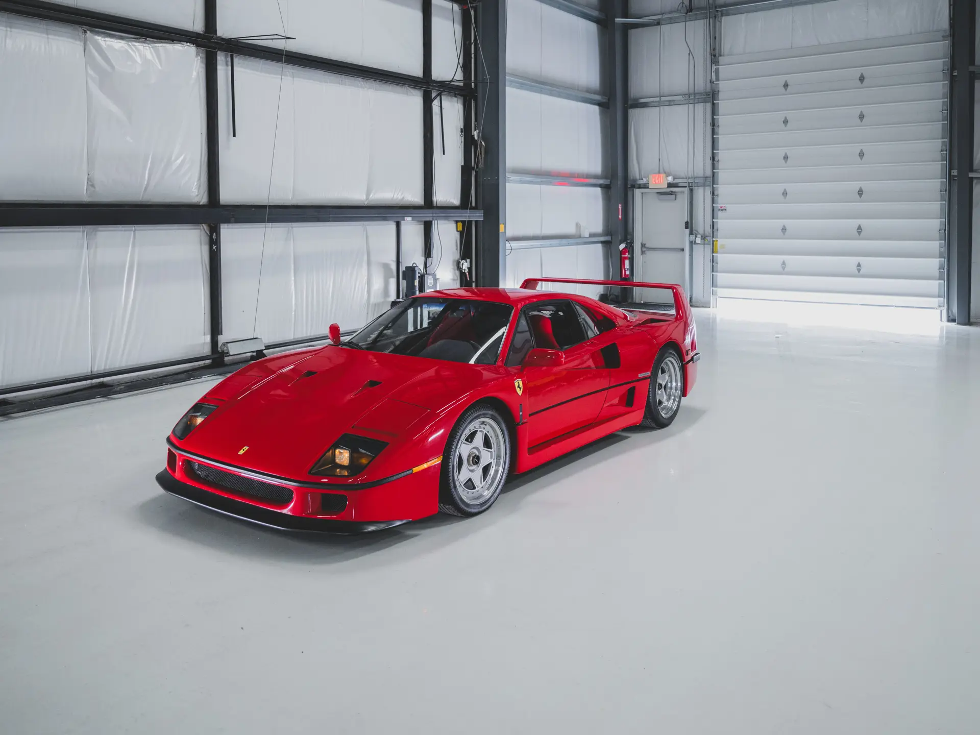 1991 Ferrari F40 | Miami 2025 | RM Sotheby's
