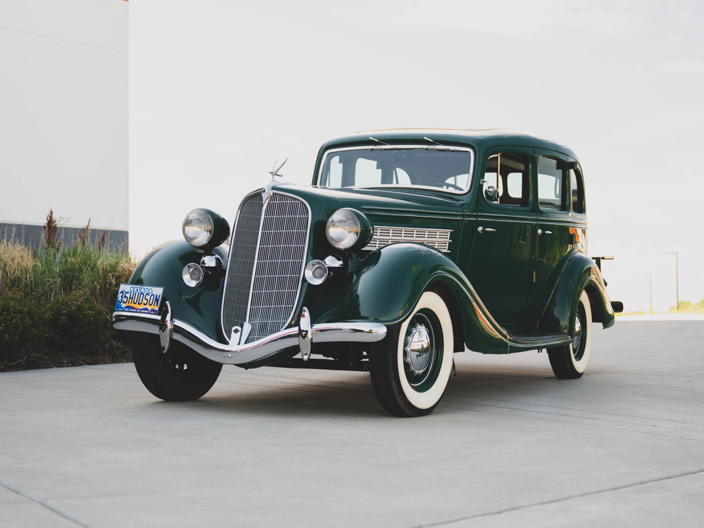 1935 Hudson Big Six Suburban Se...