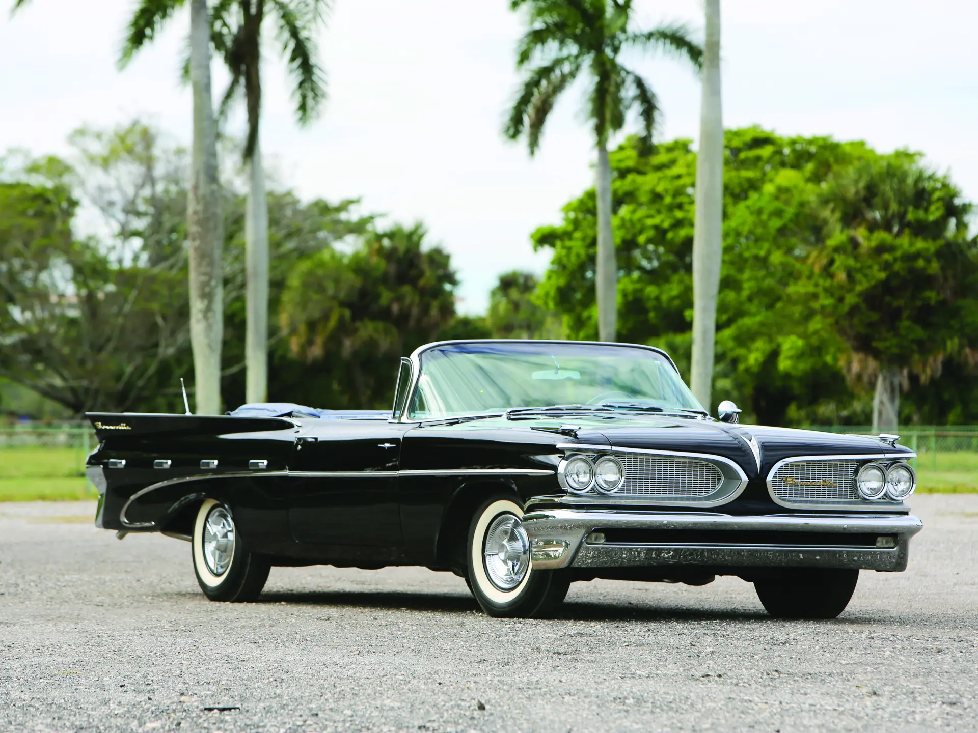 1959 Pontiac Bonneville | Auburn Fall 2016 | RM Sotheby's
