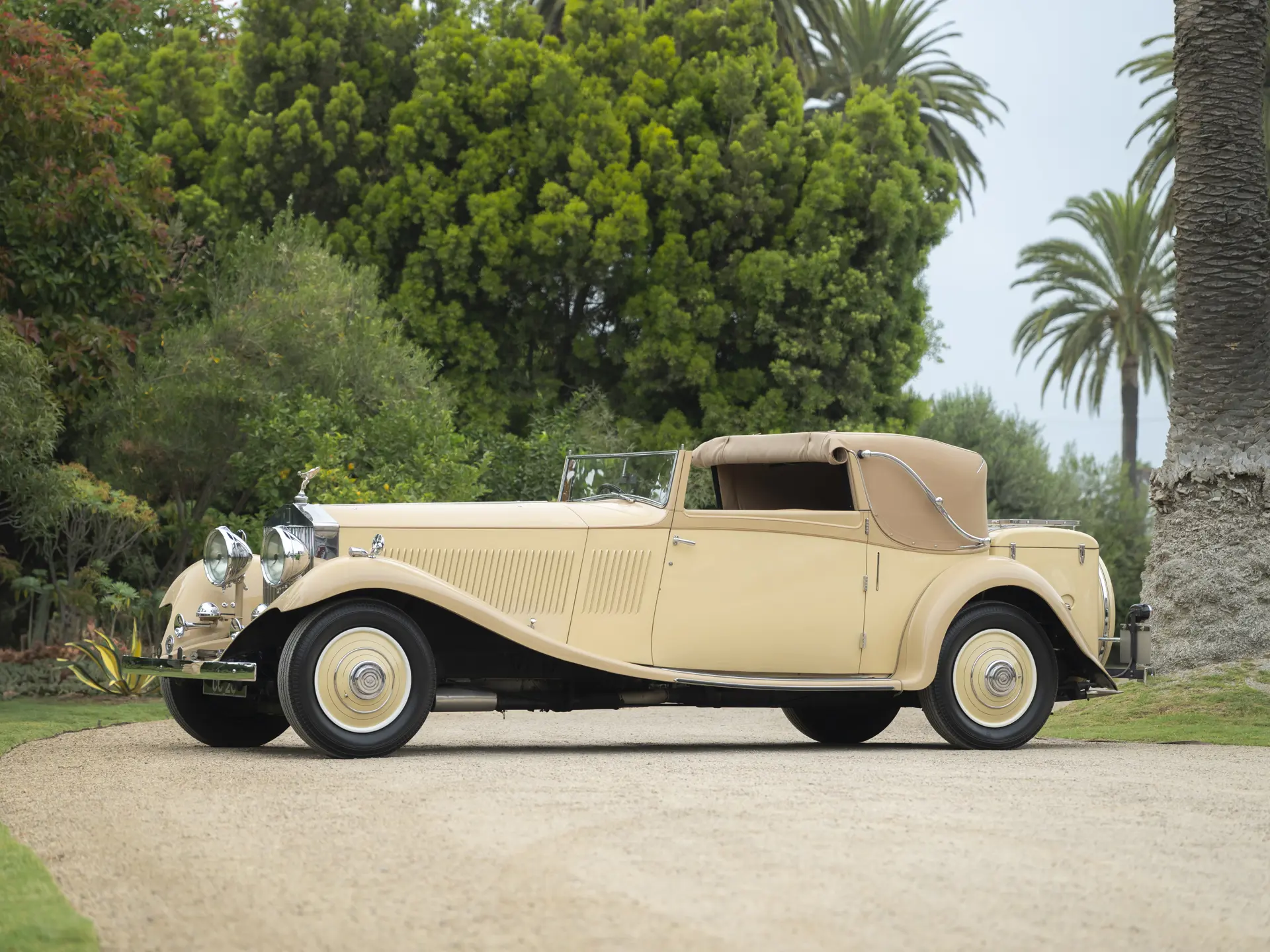 自動車 Rolls Royce Phantom II 1934 1934 Rolls-Royce Phantom II Continental Drophead Sedanca