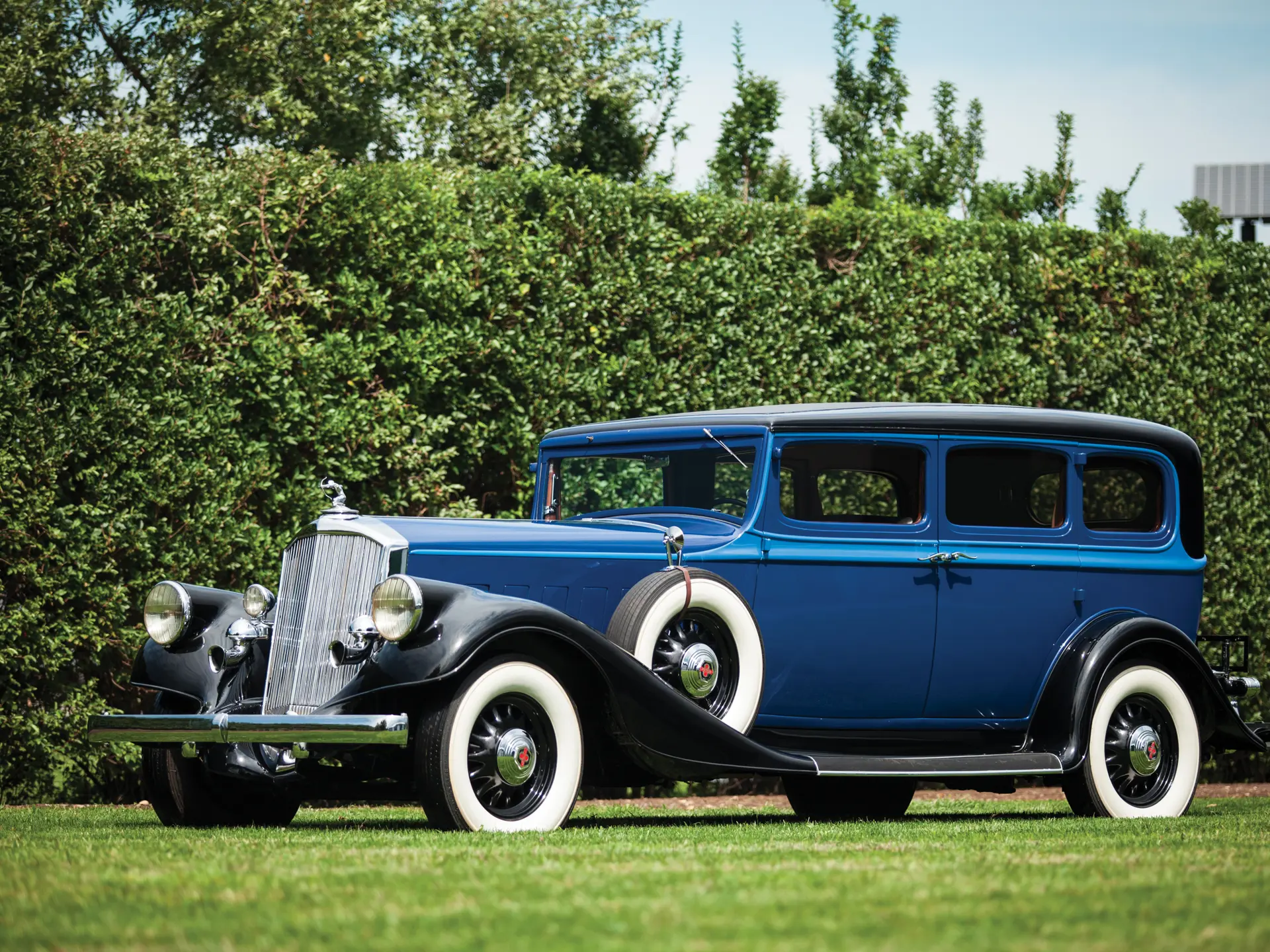 1933 Pierce-Arrow Model 836 Enclosed Drive Limousine | Hershey