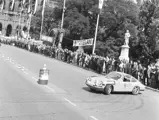 Joginder Singh behind the wheel of the 911 S during the 1969 Internationale Semperit Rally.