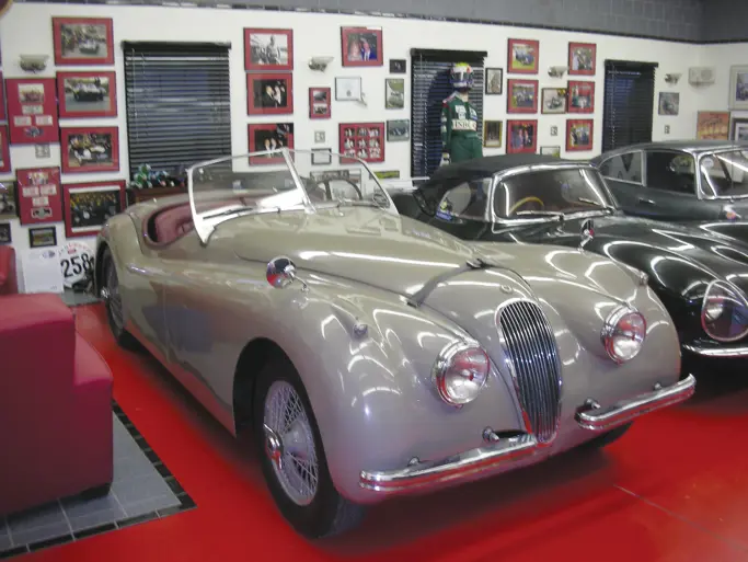 Jaguar XK120 SE Roadster: auction results and sold prices