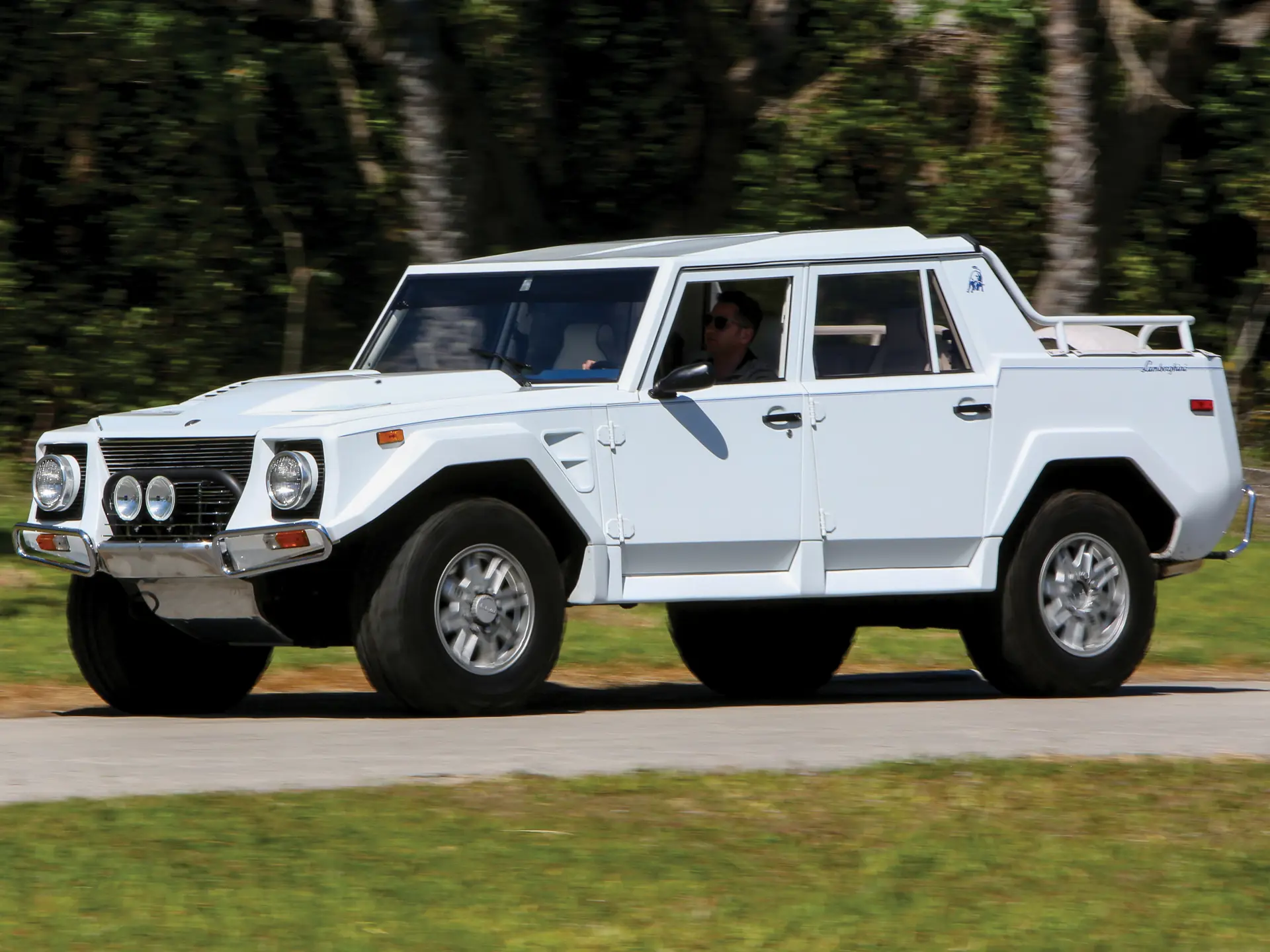 1990 Lamborghini LM002