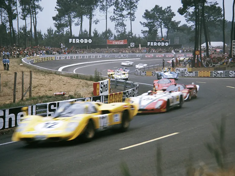 Leading the pack through Tetre Rouge, the Bell/De Fierlant Ferrari 512 S claimed 5th place at the 1970 24 Hours of Le Mans.