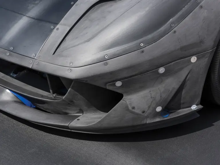 Ferrari Dettaglio Modello aerodinmico 812Superfast, sullo sfondo la Galleria del Vento di Renzo Piano