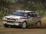 On its race debut at the 1989 Rallye de Portugal, the Lancia clinched 1st place at the hand of Miki Biasion and co-driver Tiziano Siviero.