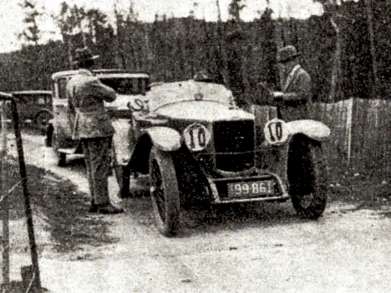 At Sans Souci, near Sydney, in March 1929.