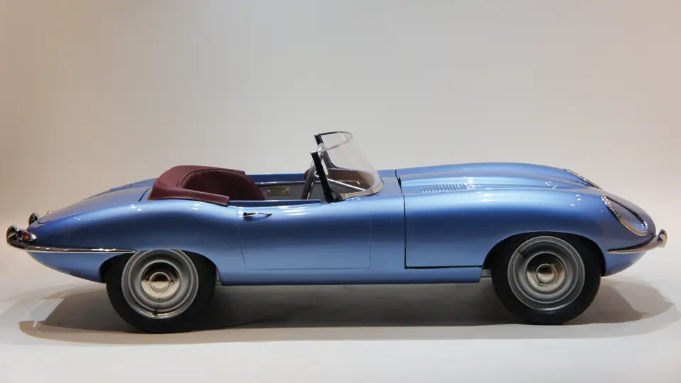 ミニカー Jaguar type E KIRK DENMARK automobile JAGUAR E TYPE