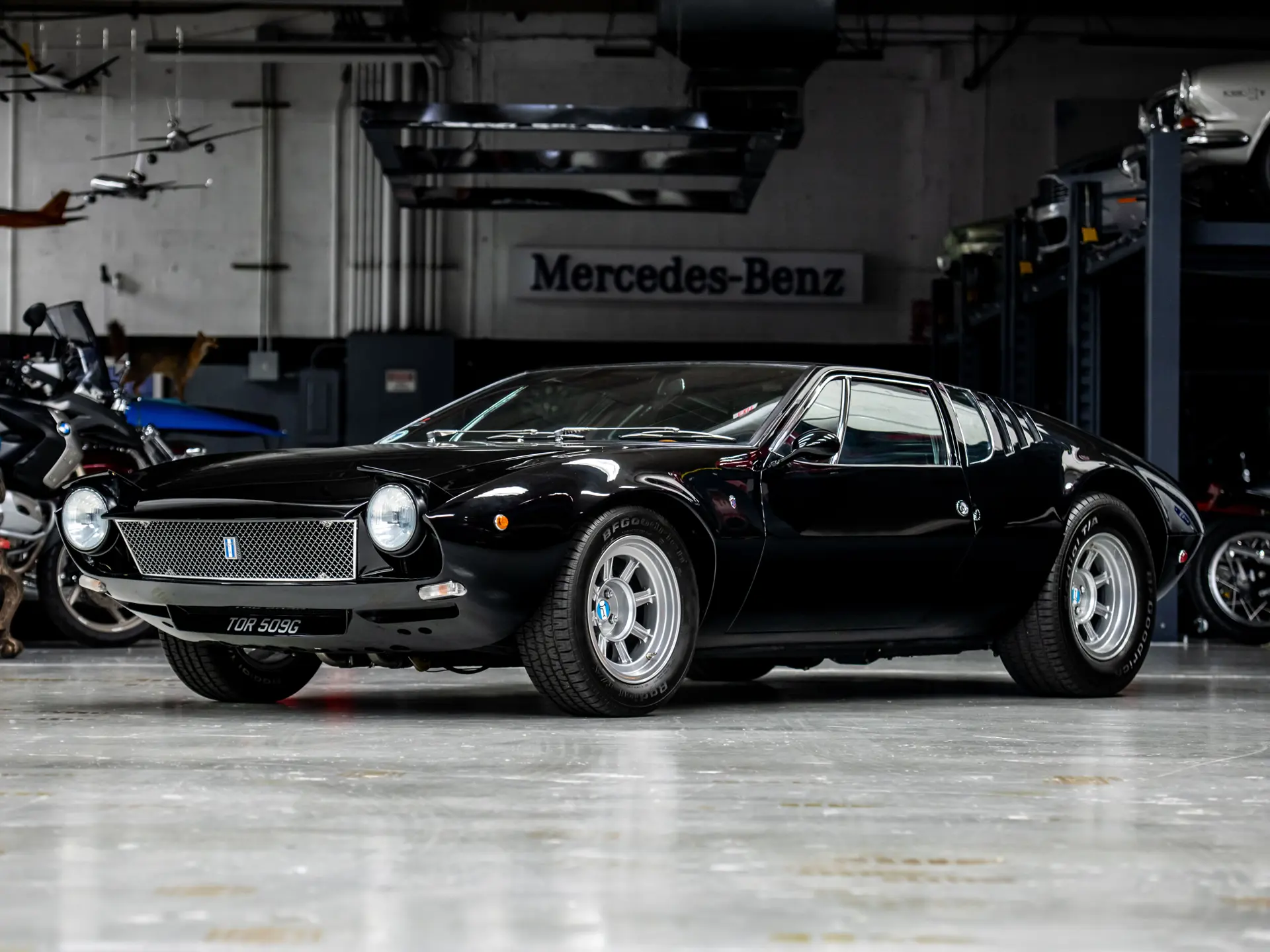 1969 De Tomaso Mangusta by Ghia | Miami 2025 | RM Sotheby's